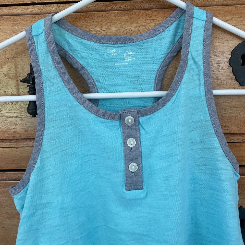 Gap Kids Girls Racer-back Tank Top, Size Large.